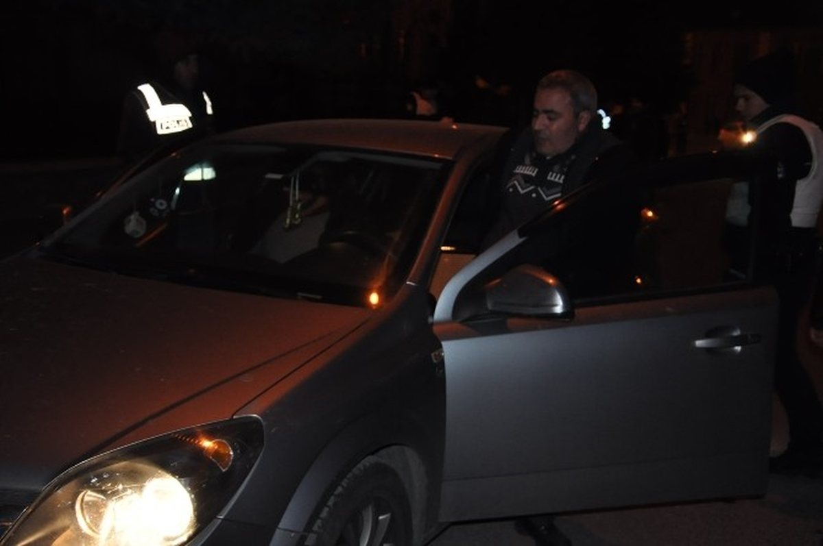 Kars\'ta 259 Polis ile Asayiş Uygulaması