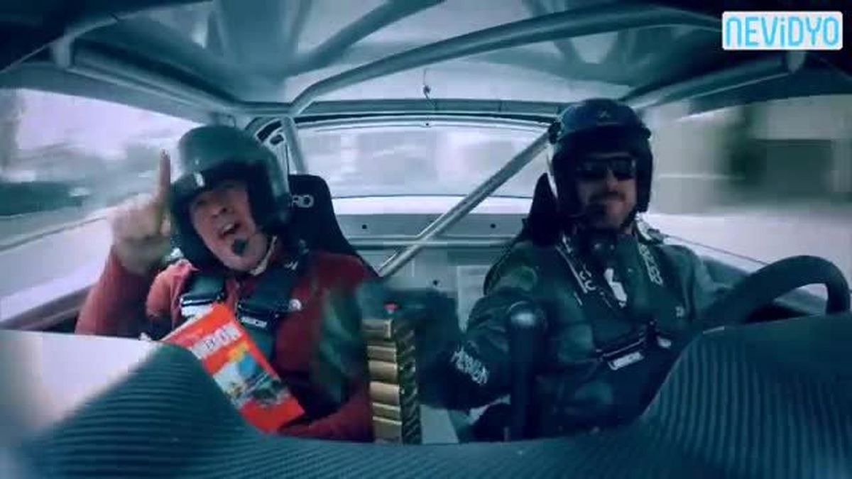 Ken Block Londra\'da Tozu Dumana Kattı