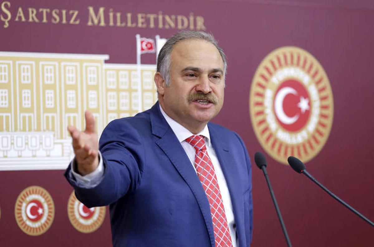 Levent Gök: AKP\'nin Sürüklemek İstediği Rejim Değişikliğine MHP Tabanının Engel Olacağına...