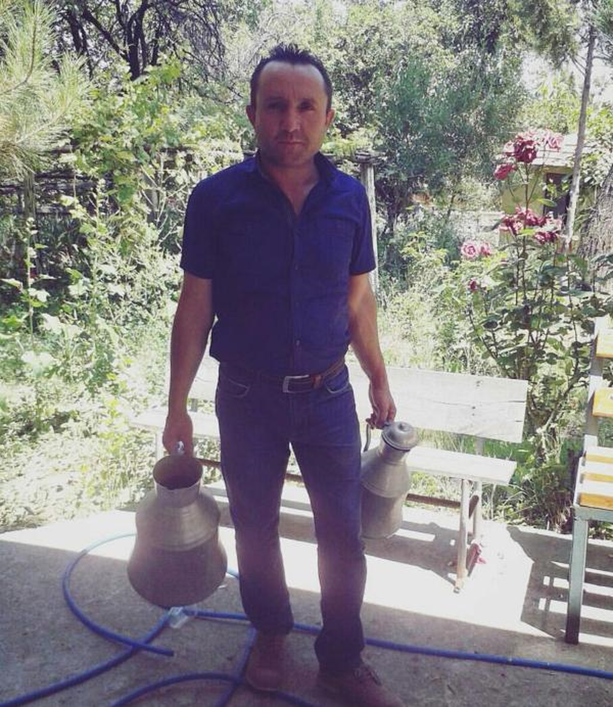 Otomobil Yayaya Çarptı, Mahalleli Yolu Kapattı (3)