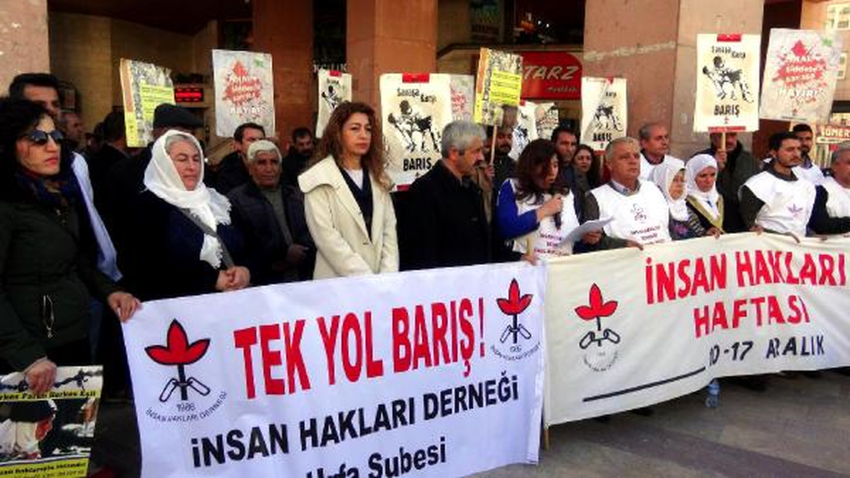 Şanlıurfa\'da, İHD\'den İnsan Hakları Günü Açıklaması