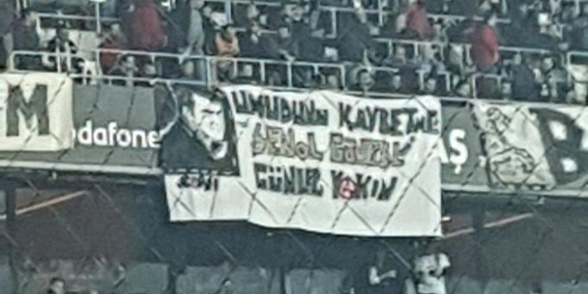 Siyah-beyazlı Taraftarlardan Büyük Destek