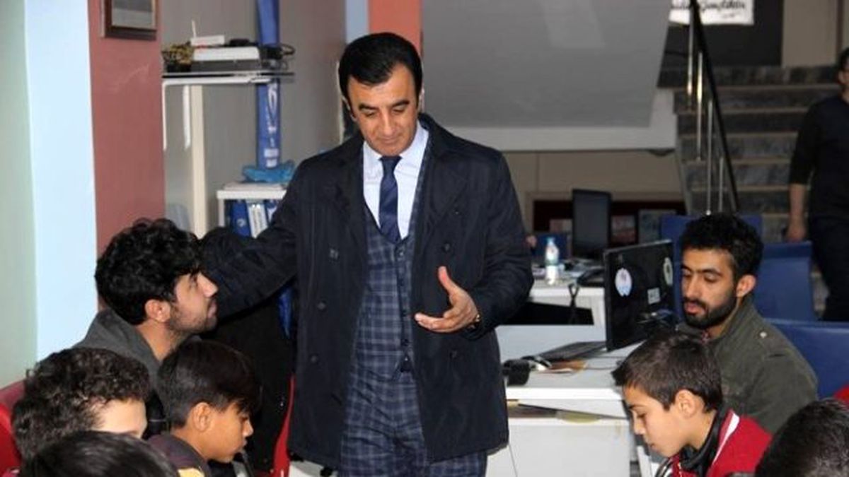 Van\'da \'Öğretmenin Sesi\' Yarışması