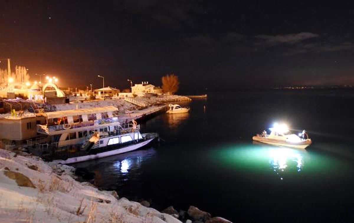 Van\'da \'Türkiye Huzur\' Uygulamasına Bin Polis Katıldı