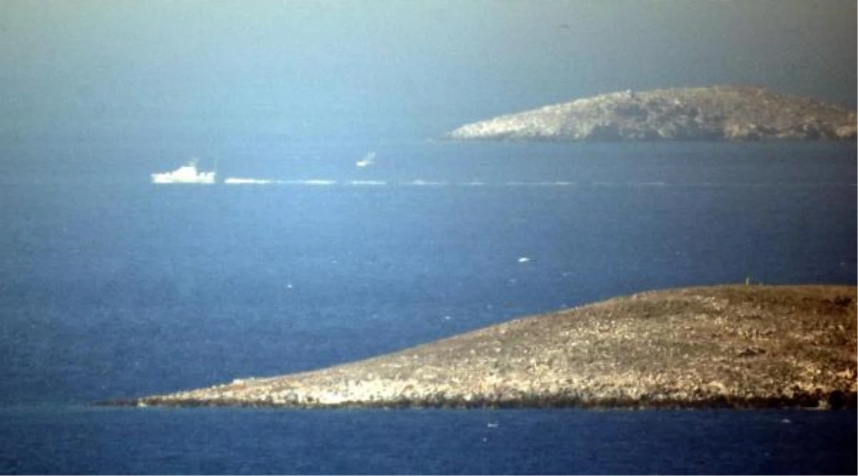 Yelkenli Teknede 58 Mülteci Yakalandı