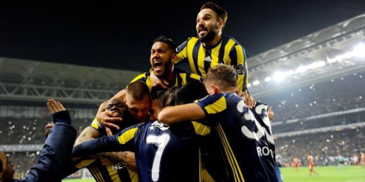 Advocaat\'tan Flaş Karar! Yıldız İsme Para Cezası Yolda...