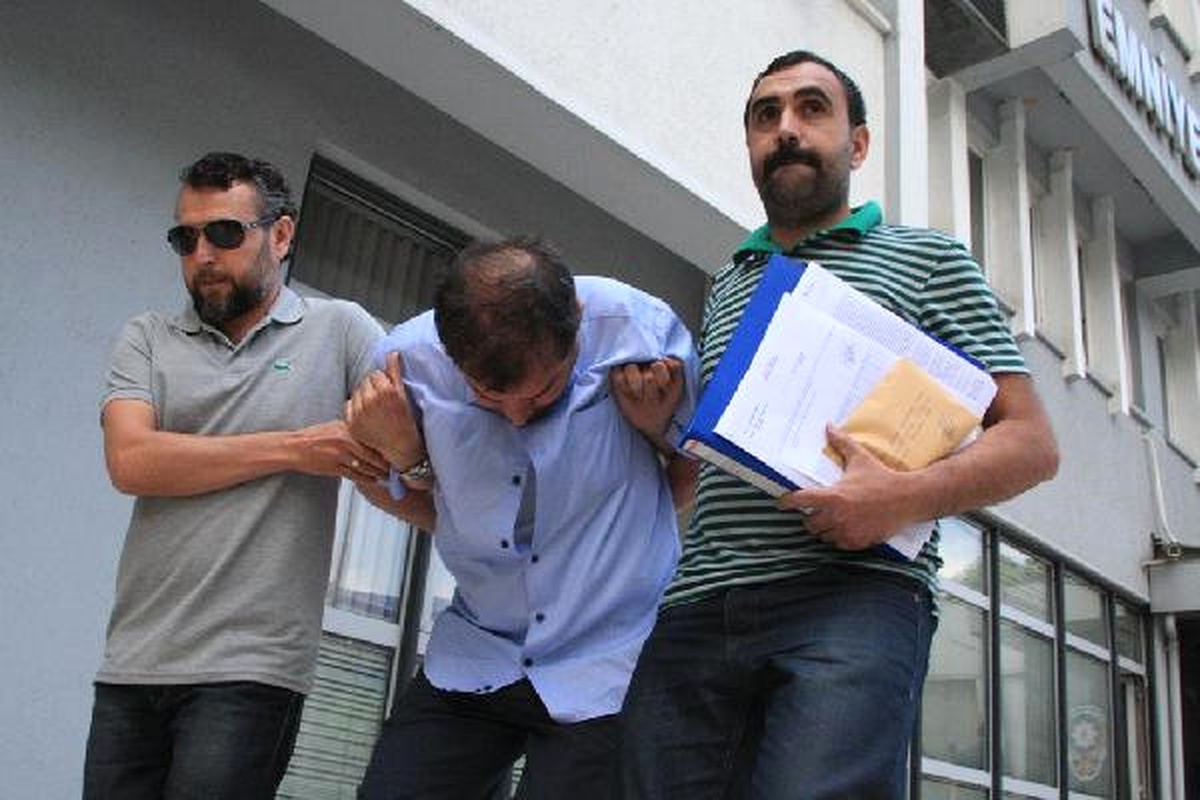 Afgan Dolandırıcı Sahte Kimliklerle 1 Milyon Lira Kredi Çekti