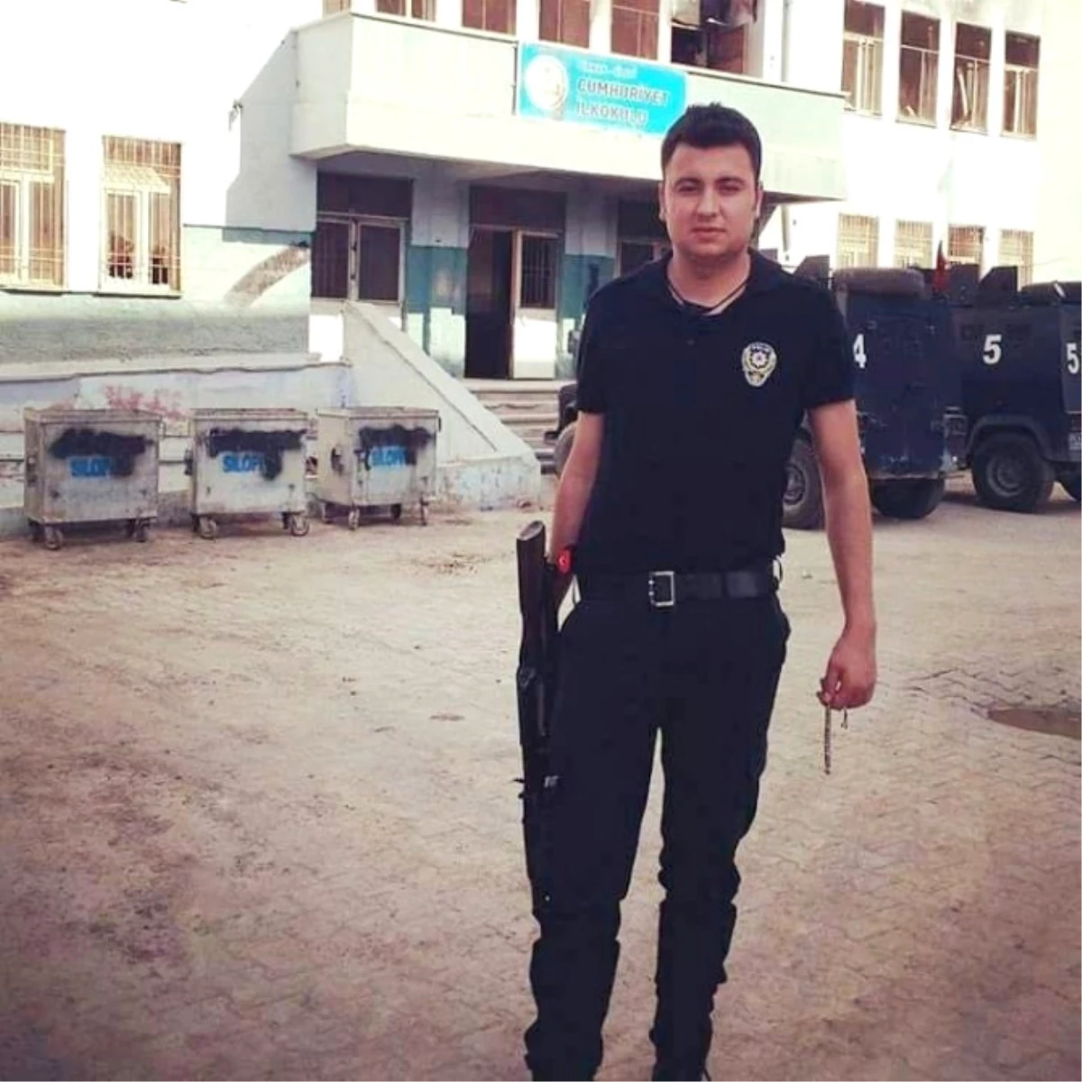 Akhisarlı Polis Ali Aksoy Şehit Düştü