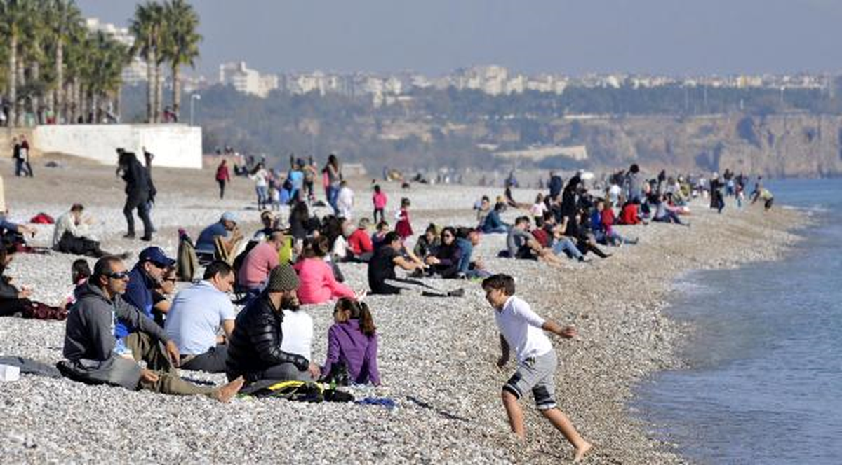 Antalya\'da Bahar Havası