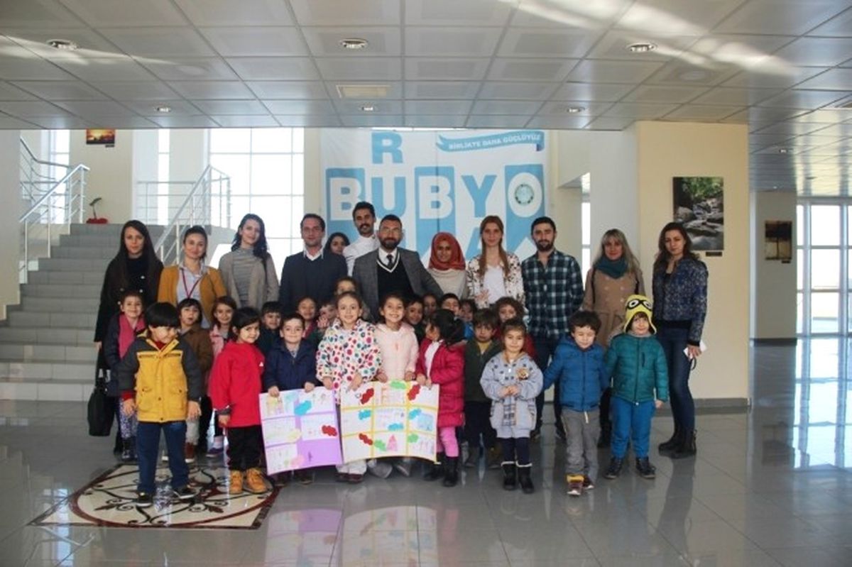 Burhaniyeli Minikler Üniversitenin Konuğu Oldu
