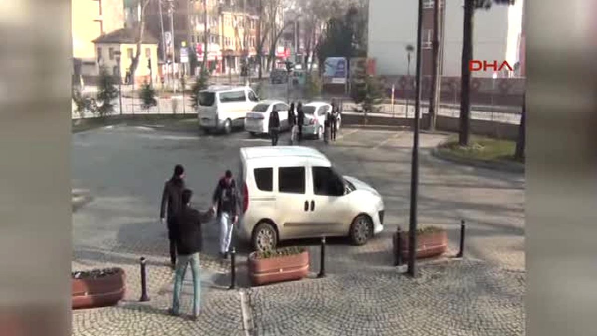 Bursa 82 Yaşındaki Kadının Beline Sarılı Uyuşturucu Ele Geçti