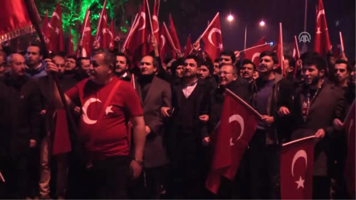 Istanbul\'daki Terör Saldırısına Tepkiler - Terör Sladırısı Protesto Edildi