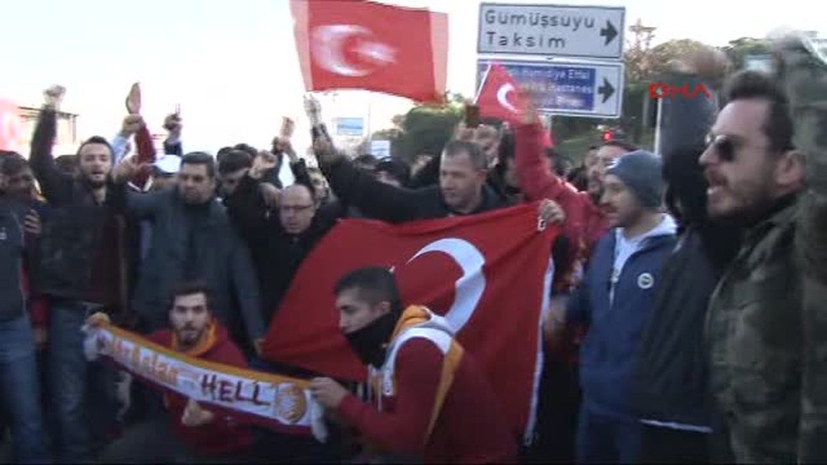 Şehitlerin Anıldığı Noktada Gerginlik