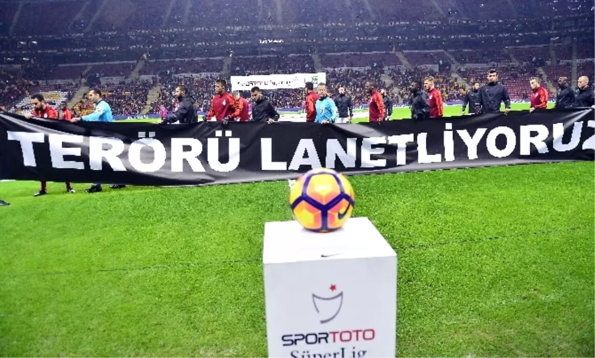 Tt Arena, Hep Bir Ağızdan Teröre Lanet Etti