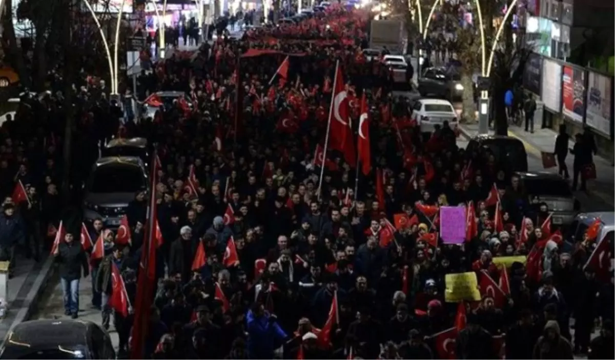 Türkiye Teröre Karşı Tek Yürek Oldu