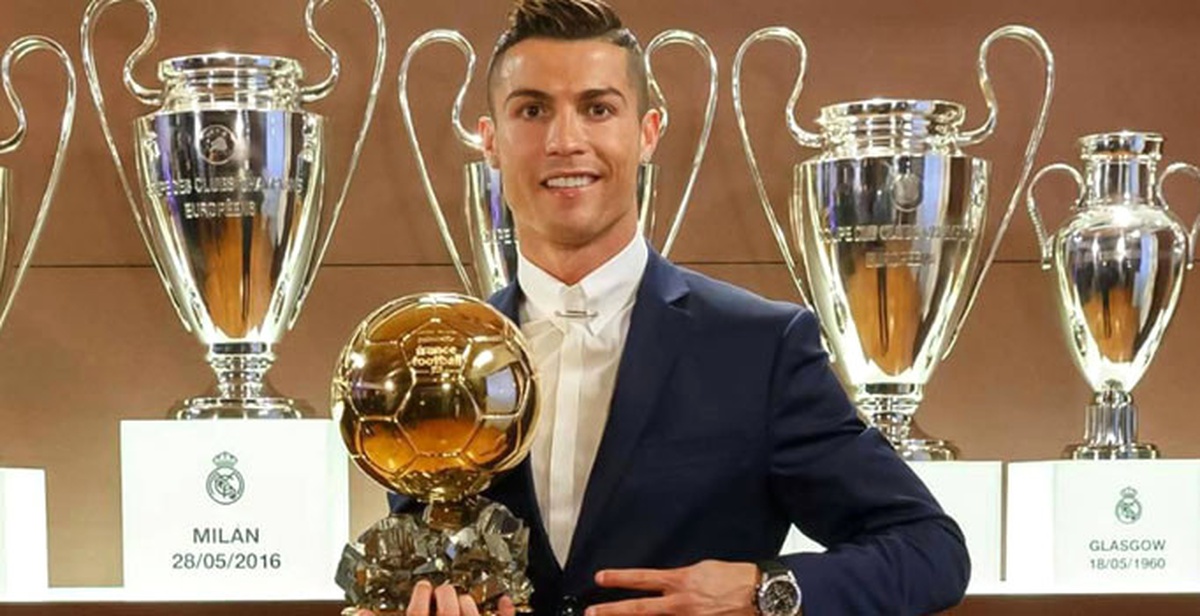 2016 FIFA Ballon D\'or Ödülünün Sahibi Cristiano Ronaldo Oldu.