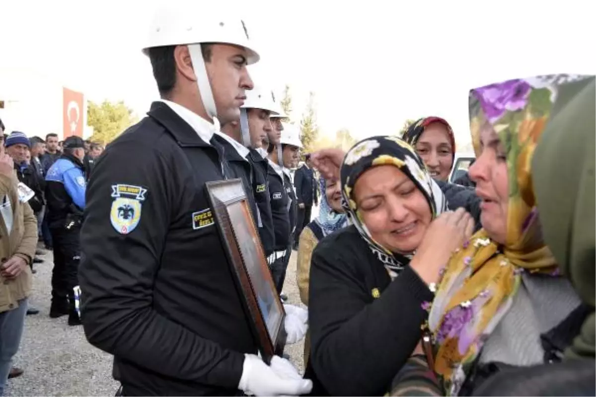 Adana Şehitlerini Uğurladı (2)