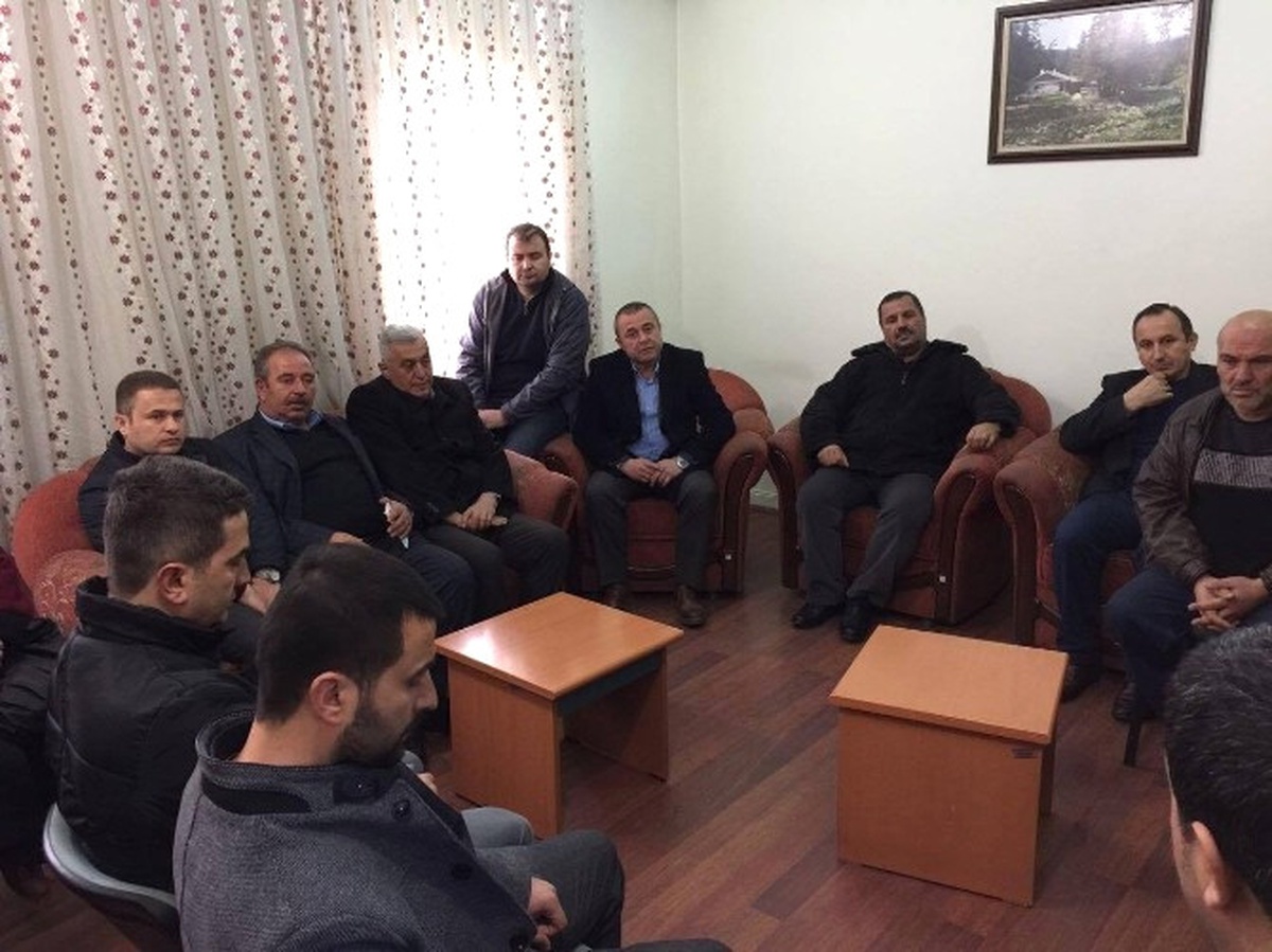 AK Parti\'den Polislere Destek Ziyareti