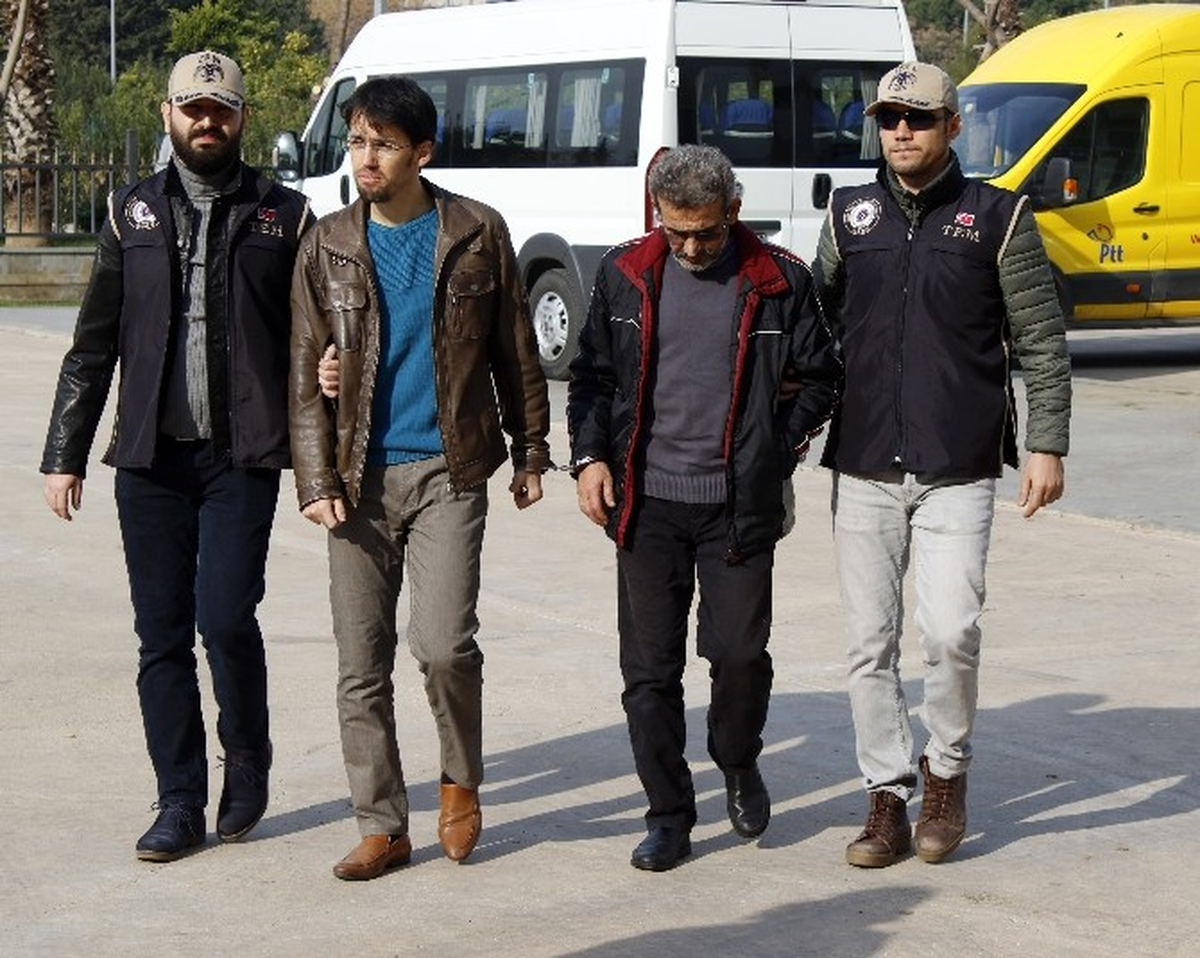Antalya\'da Fetö Şüphelileri Adliyeye Sevk Edildi