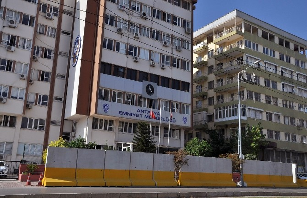 Antalya Emniyet Müdürlüğü\'nden \'Sürücü Belgesi\' Açıklaması