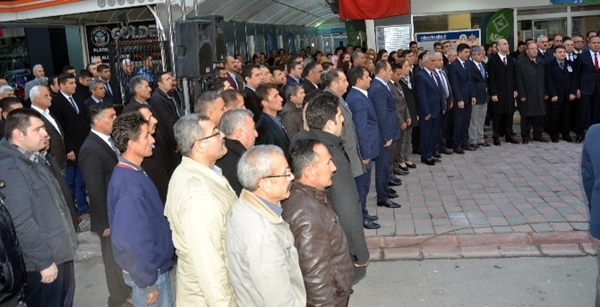 Aski Mesaiye Şehitler İçin Saygı Duruşuyla Başladı