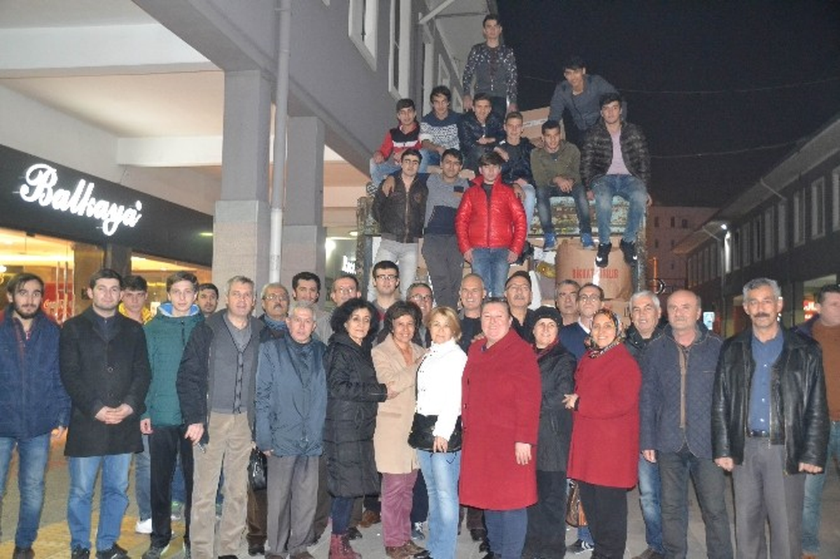 Balıkesir\'den Türkmenlere Yardım