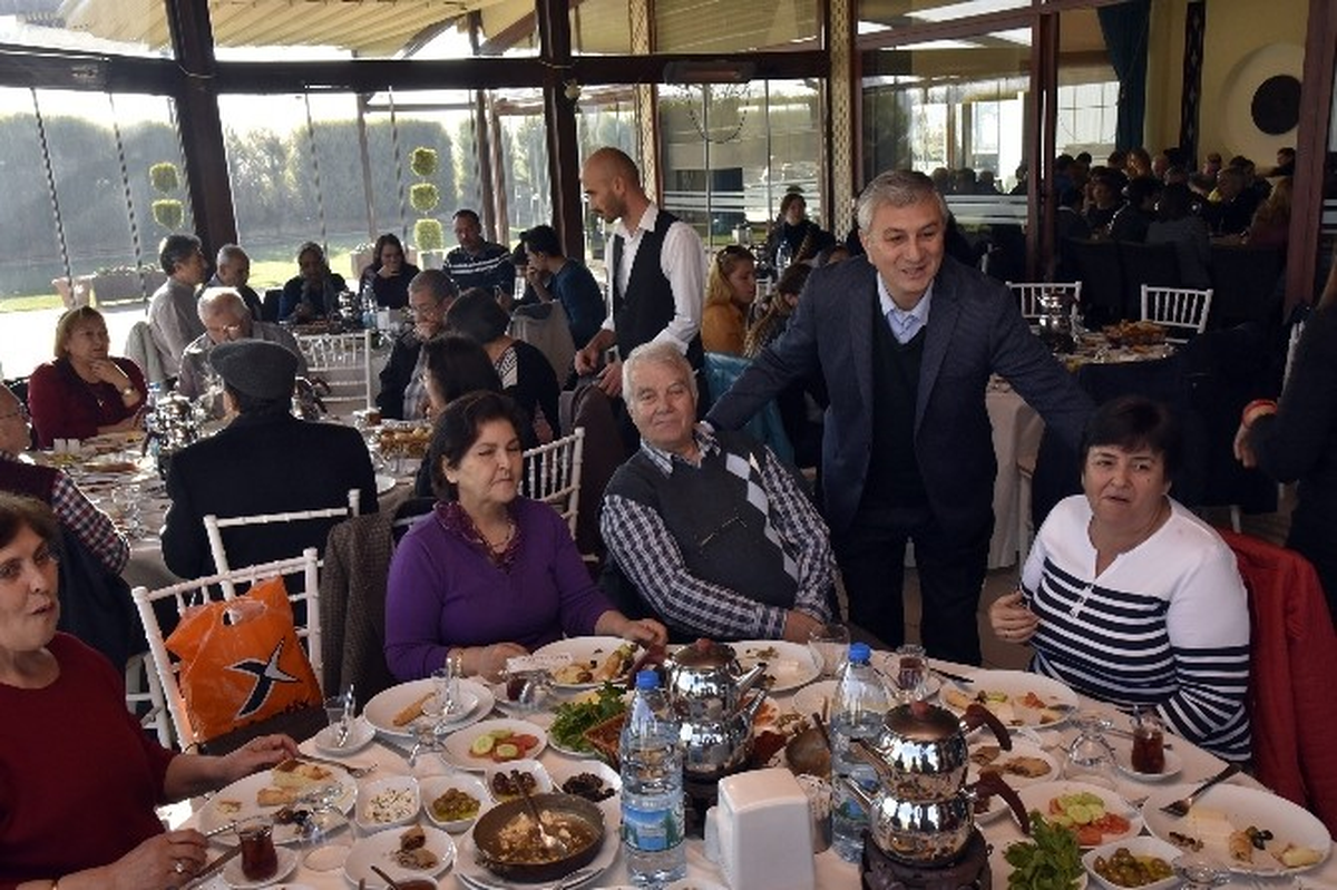 Bozüyüklülerden İlk Buluşma