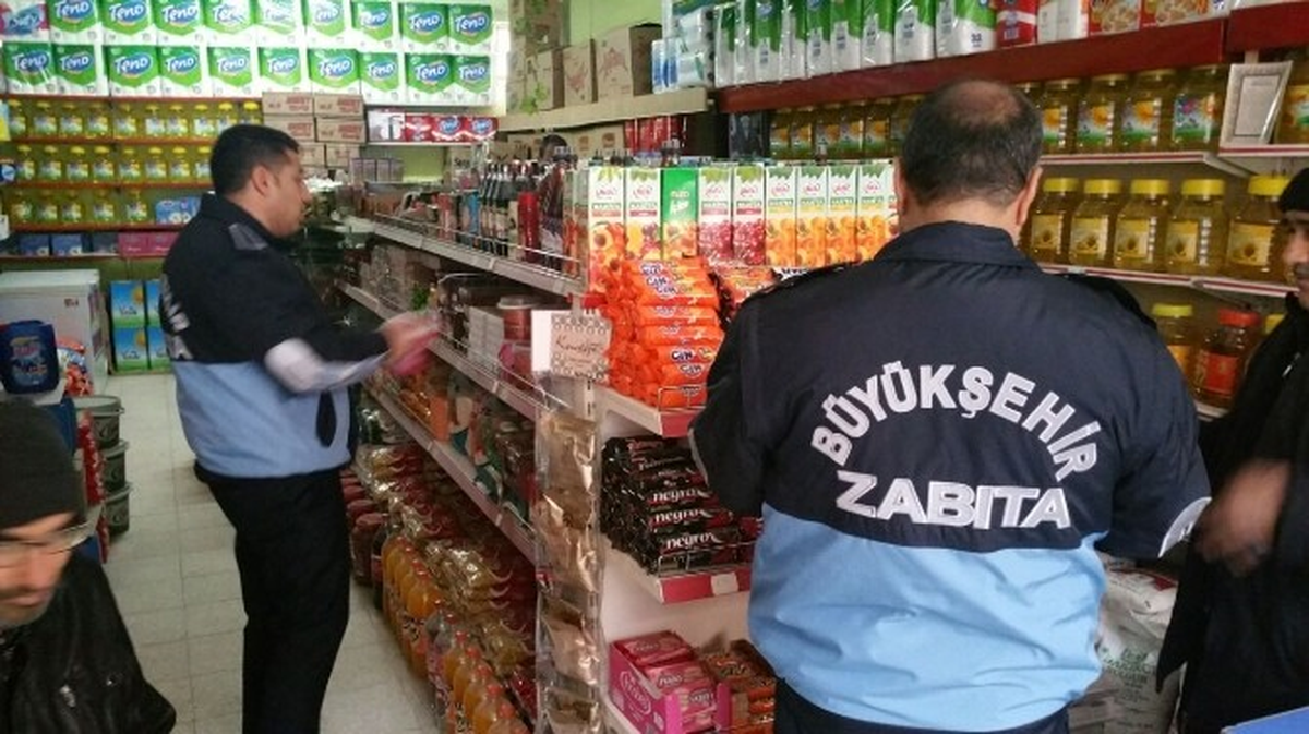 Büyükşehir Zabıtası Doğanşehir\'de Denetim Yaptı