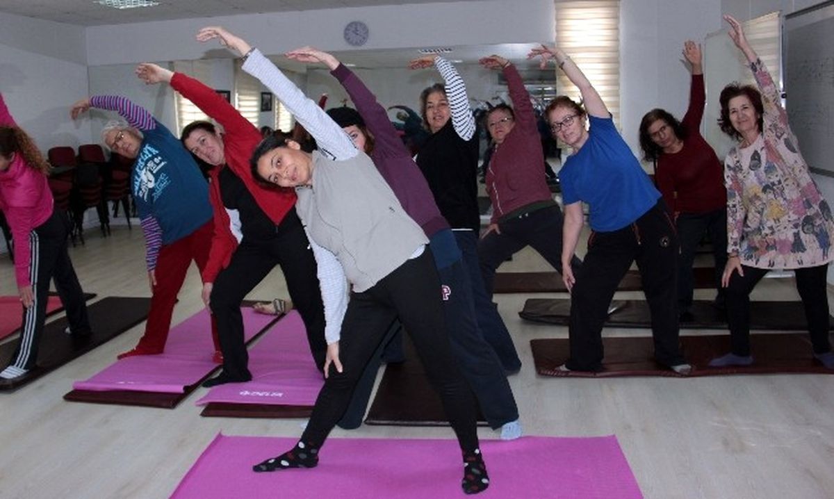 Çankaya\'da 7\'den 77\'ye Yoga