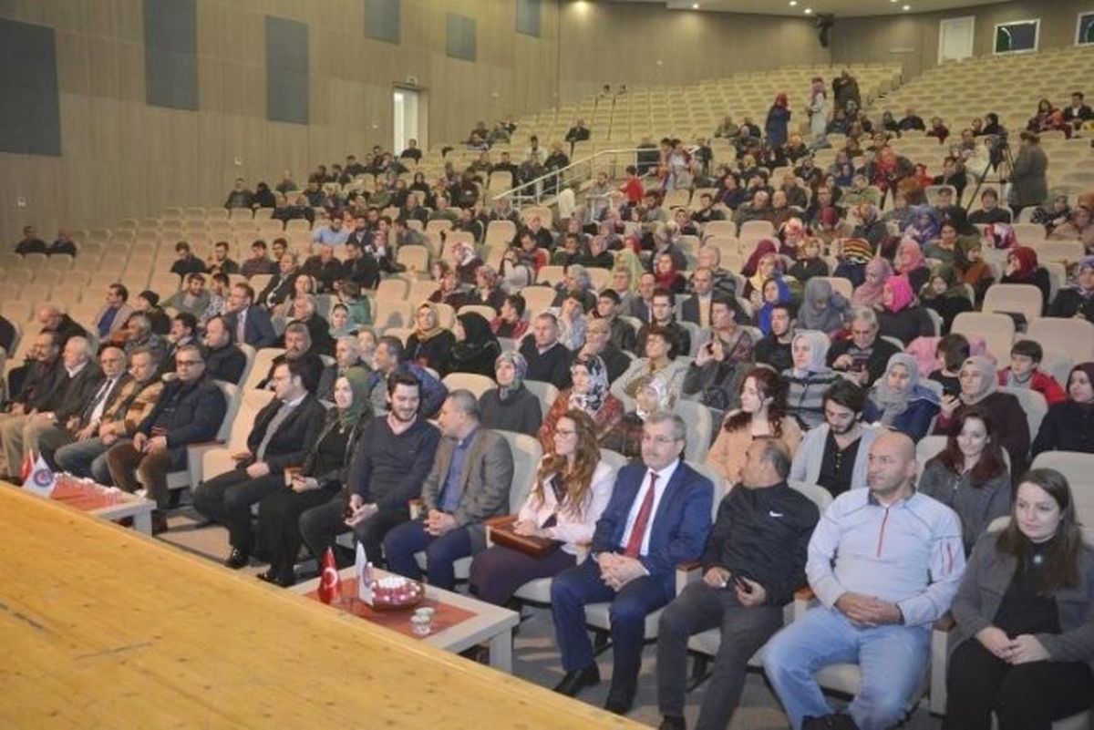 Çomü\'de Mevlit Kandili Programı