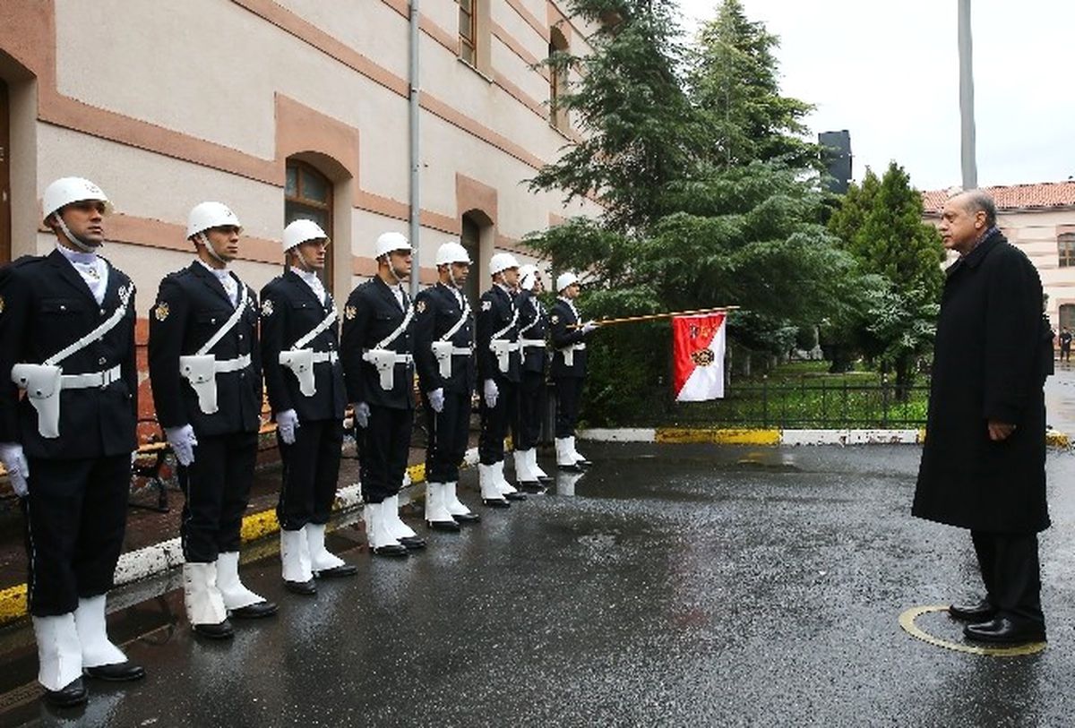 Cumhurbaşkanı Erdoğan\'dan Çevik Kuvvet Şube Müdürlüğü\'ne Taziye Ziyareti