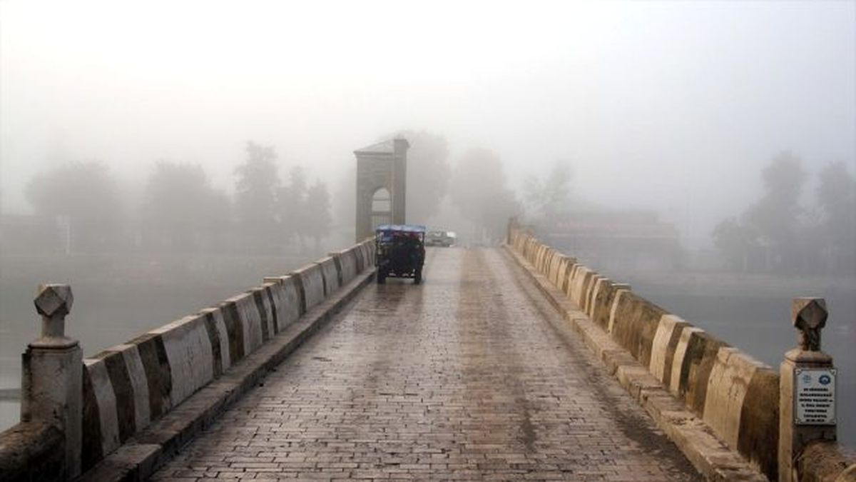 Edirne\'de Sisten Göz Gözü Görmedi