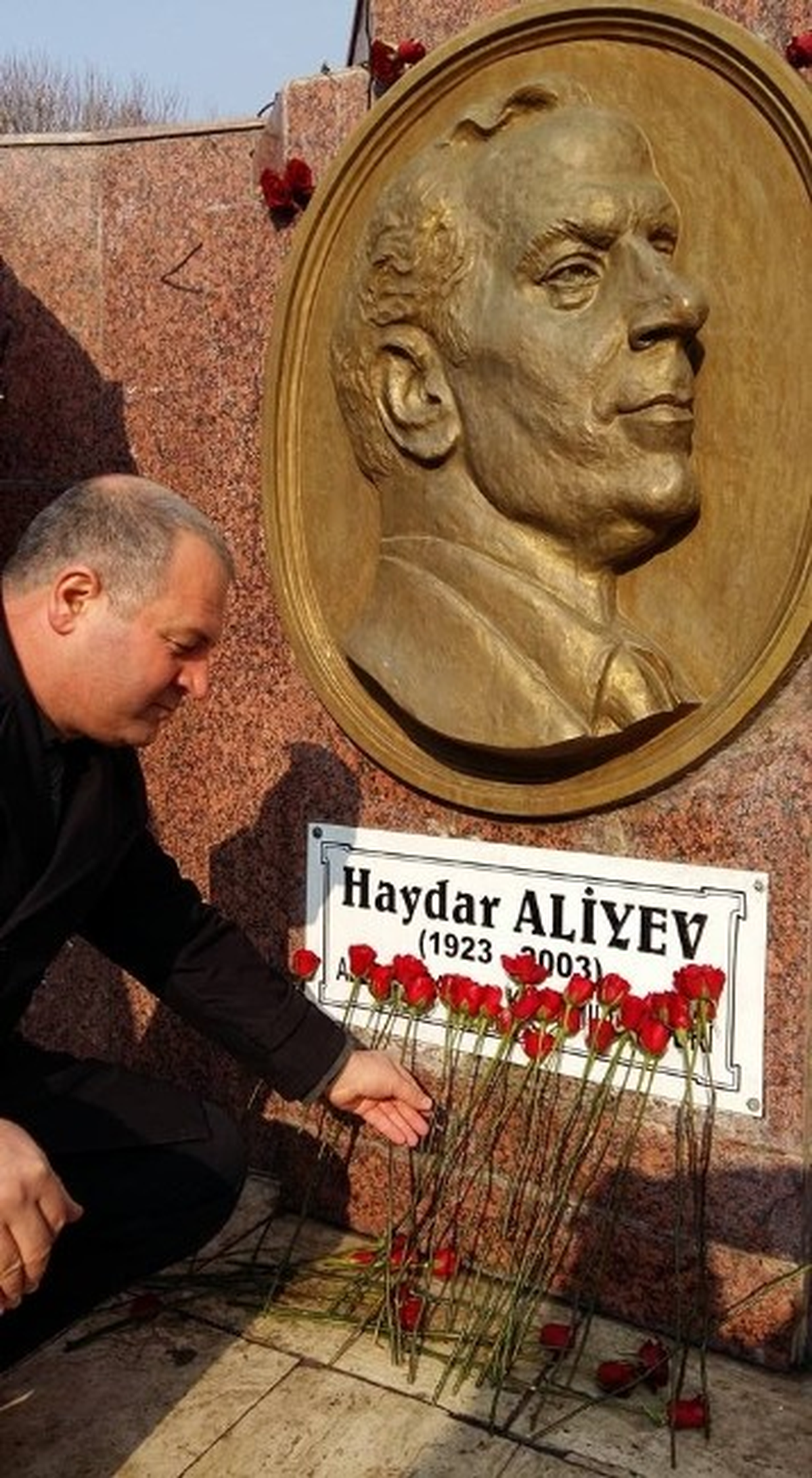 Haydar Aliyev\'in 13. Ölüm Yıl Dönümü