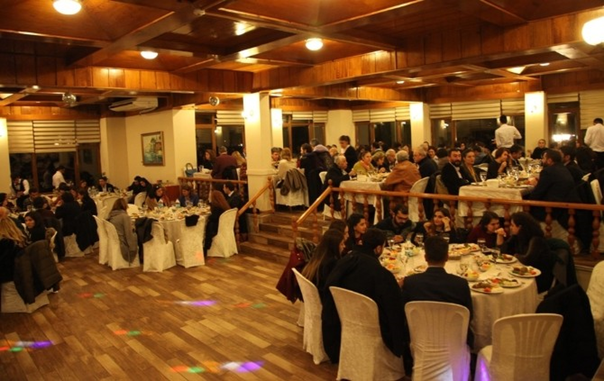 Hukukçular Kartal\'da Dayanışma Yemeğinde Bir Araya Geldi