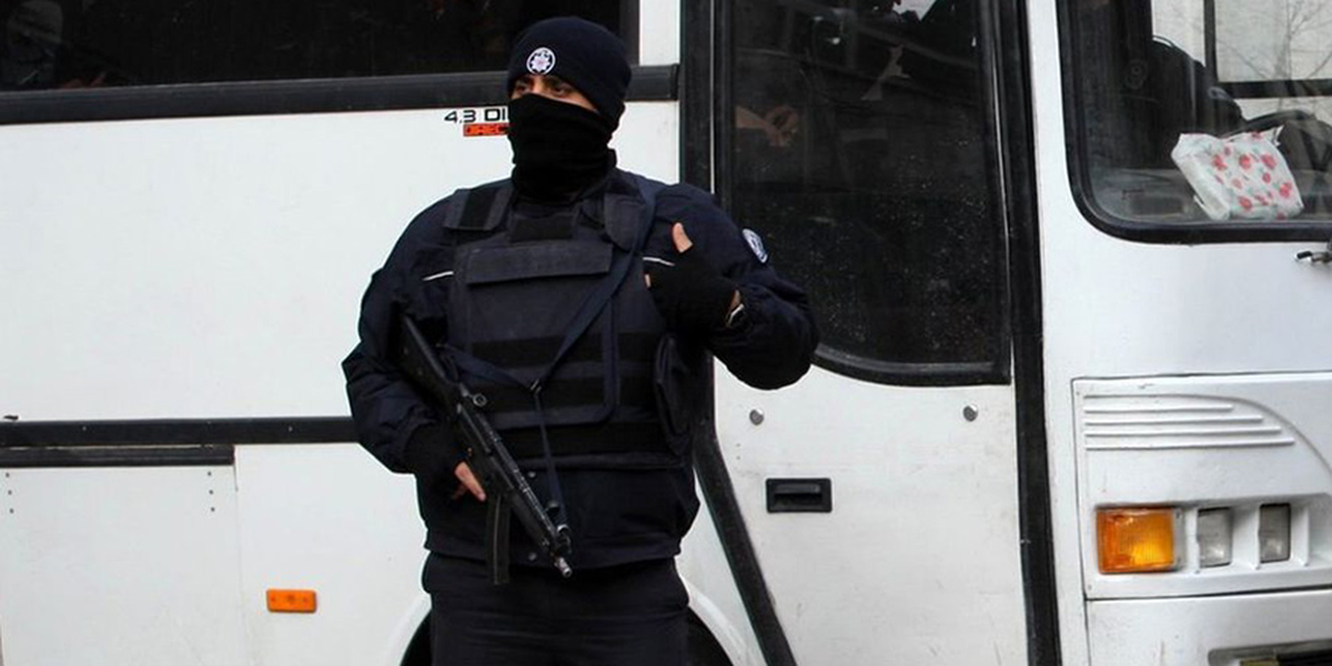 İstanbul\'da Hdp\'ye Operasyon: 20 Gözaltı