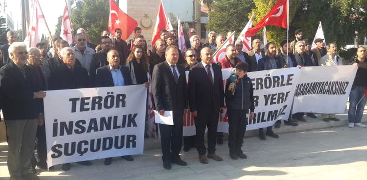 Istanbul\'daki Terör Saldırısı KKTC\'de Protesto Edildi