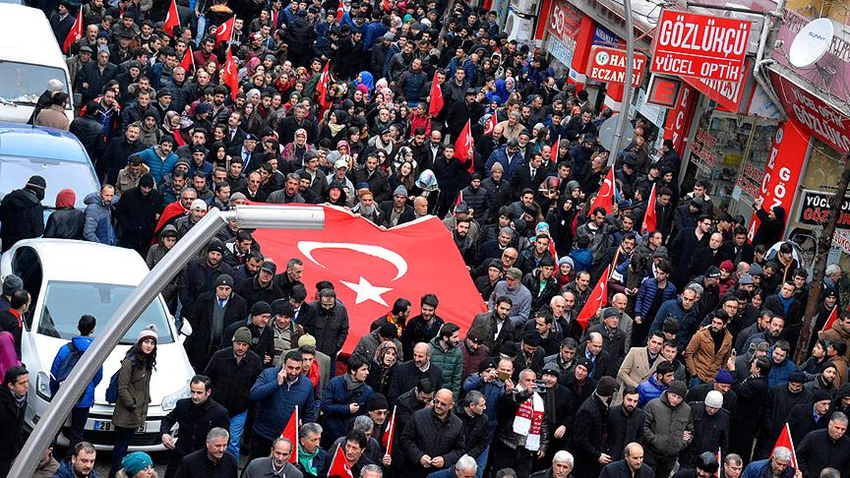 İstanbul\'daki Terör Saldırısına Tepkiler