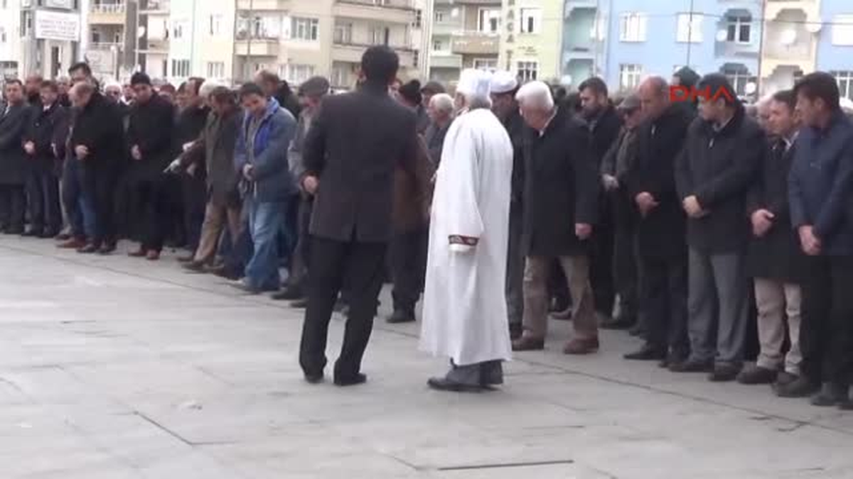 Karaman\'da Şehitler Için Gıyabi Cenaze Namazı Kılındı