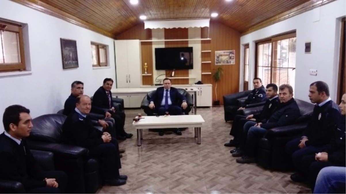Kaymakam Zadeleroğlu\'ndan Polis Memurlarına Ziyaret
