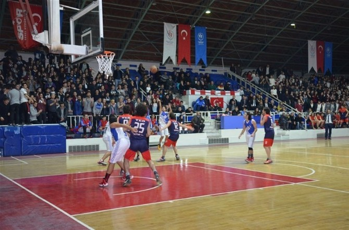 Liselerarası Basketbol Şampiyonası Sona Erdi