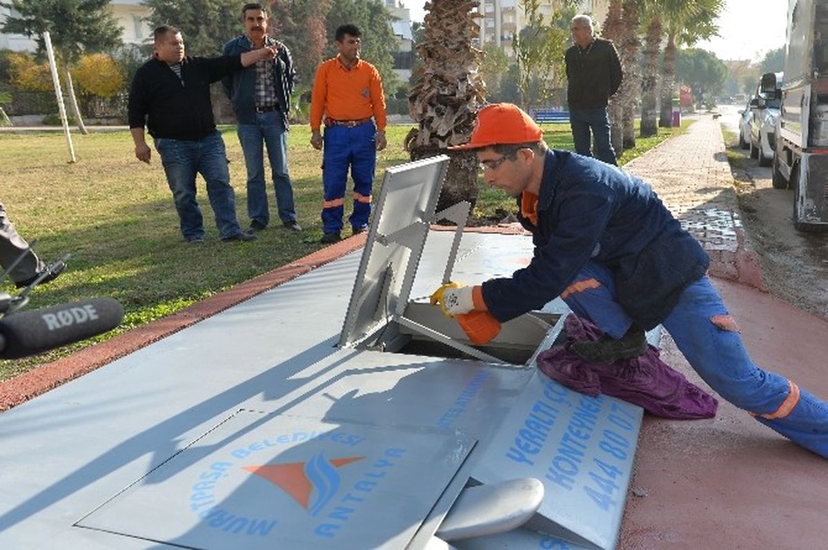 Muratpaşa\'da 2 Bin 141 Çöp Konteyneri Yeraltına İndi