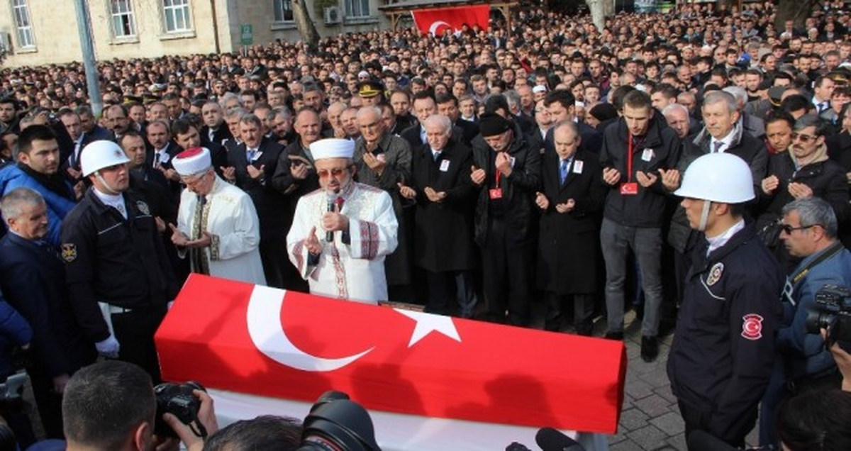 Öğretmen Olarak Atanamayınca Polis Olmuş
