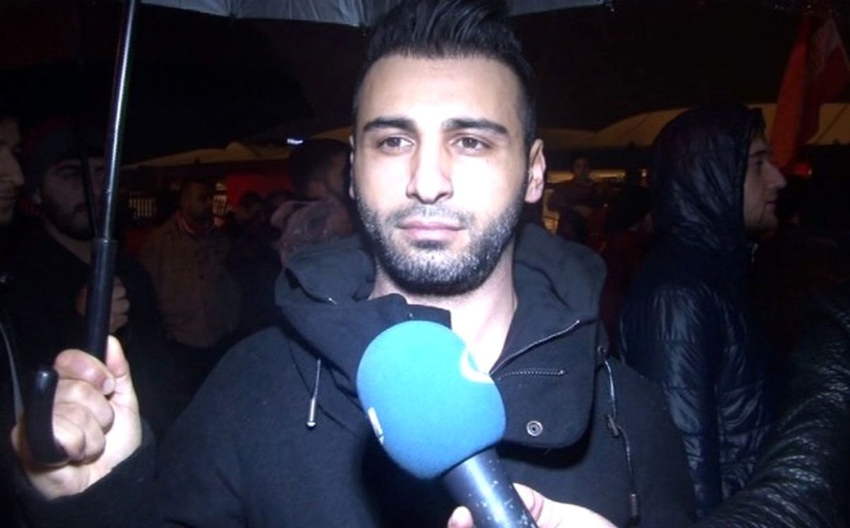 Pop Müziğin Ünlü İsminden Şehitler Tepesi\'nde Teröre Sessiz Protesto