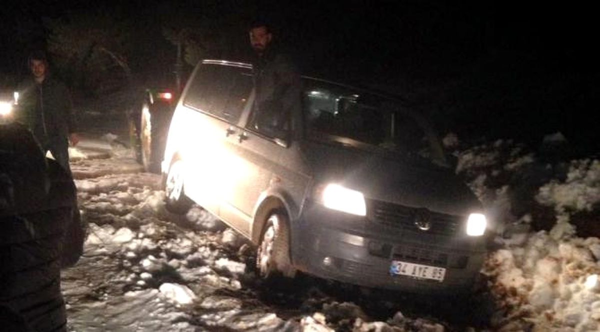Sakarya\'da Yaylada Mahsur Kalan 5 Kişi Kurtarıldı