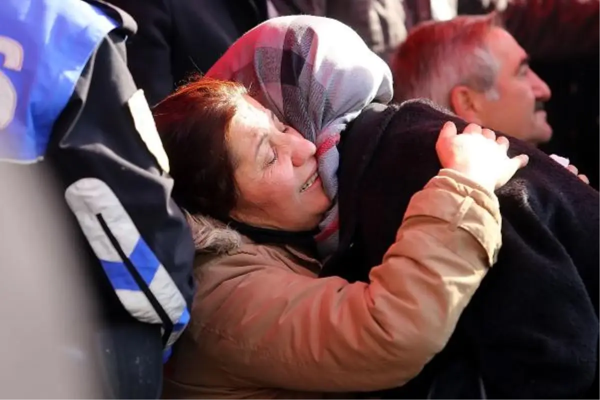 Şehidin Polis Kuzeni Protokole Dönüp Söyledi: İdam Etmezseniz, Hakkımı Helal Etmem