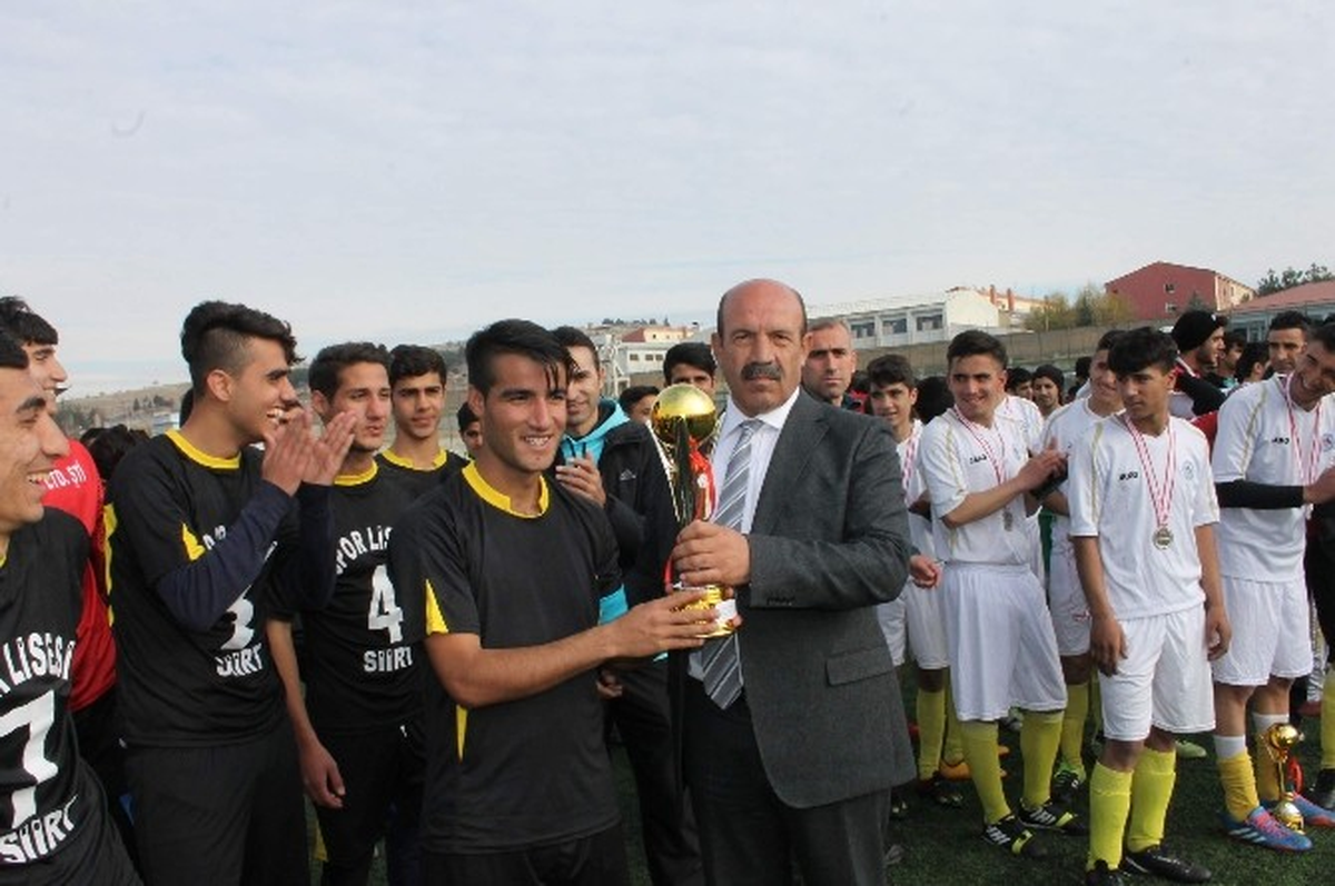 Siirt\'te Şehit Zafer Kılıç Spor Lisesi İl Şampiyonu Oldu
