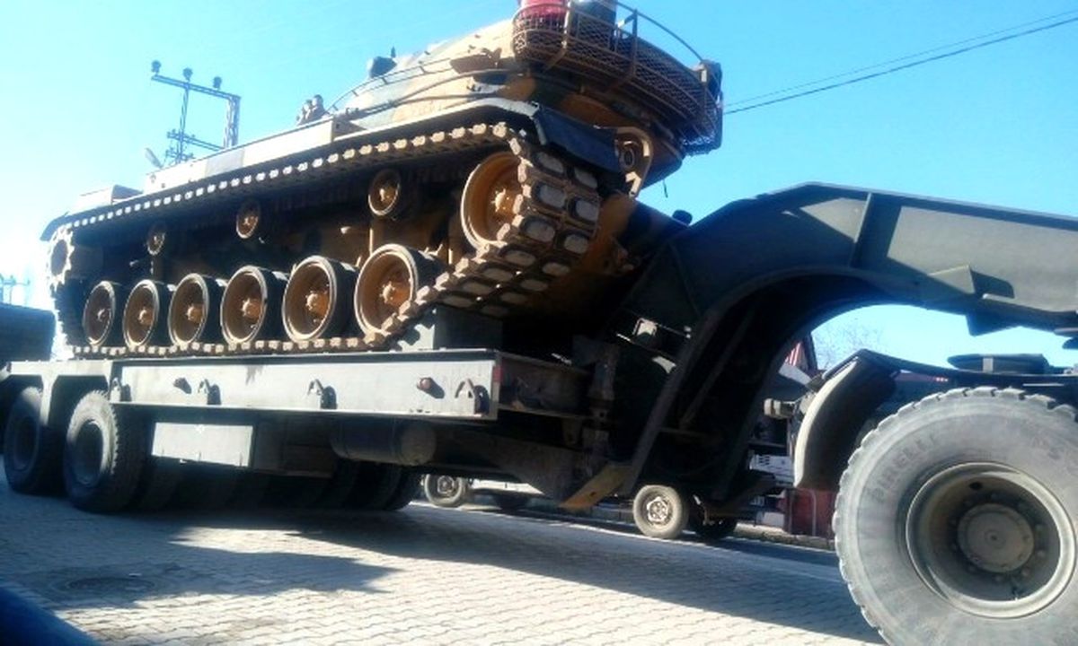 Sınıra Tank Sevkıyatı