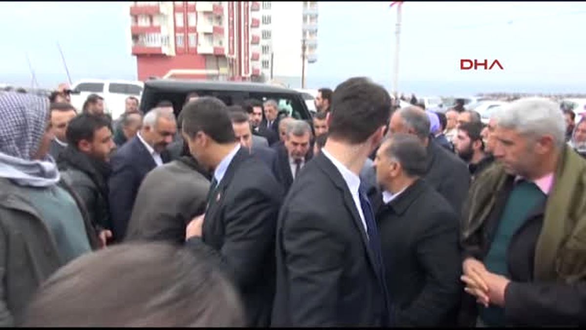 Siverek - Bakan Çelik, Siverek\'te Şehit Polisin Ailesini Ziyaret Etti