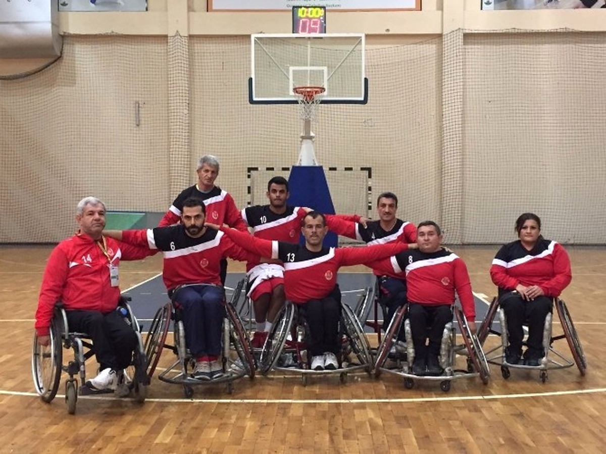 Tekerlekli Sandalye Basketbol Takımı\'ndan Büyük Fark