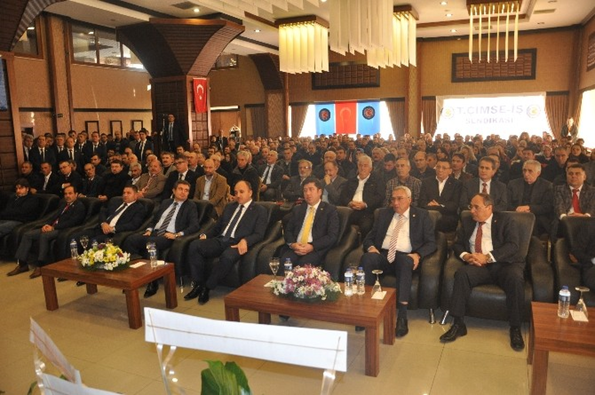 Türkiye Çimse İş Sendikası Bozüyük Şubesinin 10\'ncu Olağan Genel Kurulu Yapıldı